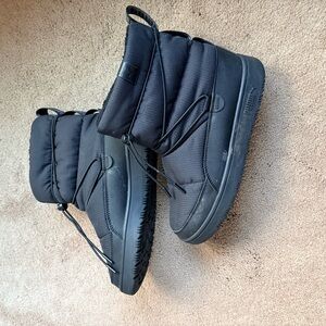 Puma Black Fleece-Lined Footwear